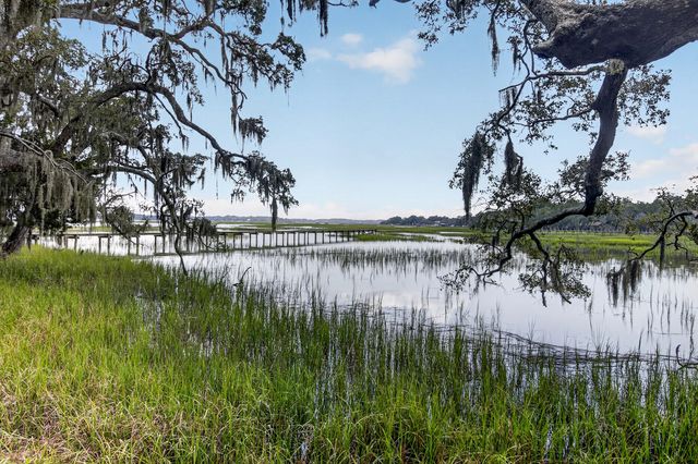 5751 Church Flats Road, Meggett, SC 29449