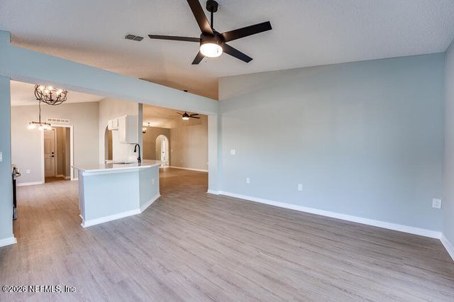 9545 WATERSHED Drive N, Jacksonville, FL 32220