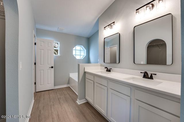 9545 WATERSHED Drive N, Jacksonville, FL 32220