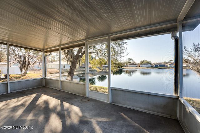 9545 WATERSHED Drive N, Jacksonville, FL 32220