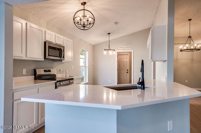 9545 WATERSHED Drive N, Jacksonville, FL 32220