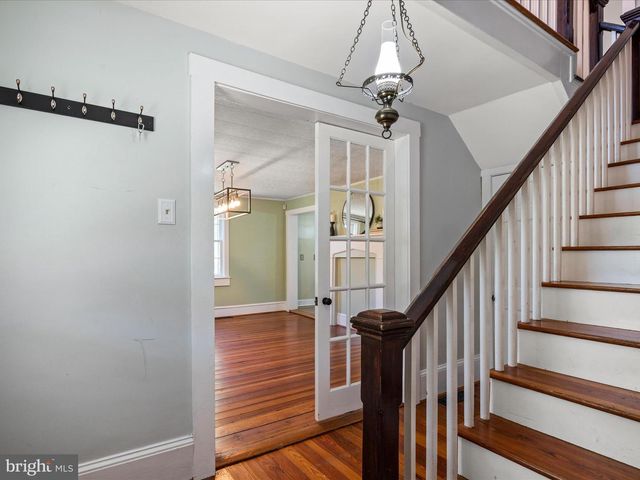 7 SOUTH ST, Kearneysville, WV 25430