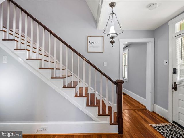 7 SOUTH ST, Kearneysville, WV 25430