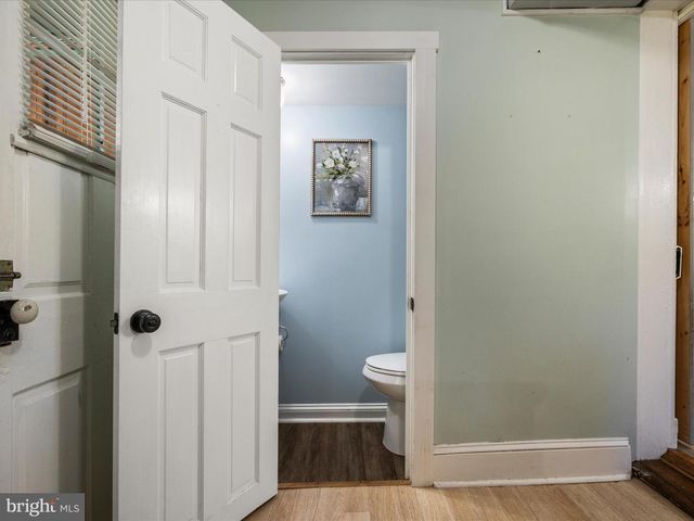 7 SOUTH ST, Kearneysville, WV 25430