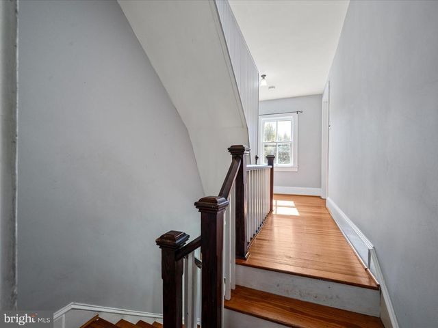 7 SOUTH ST, Kearneysville, WV 25430