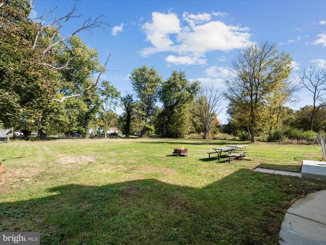 7 SOUTH ST, Kearneysville, WV 25430