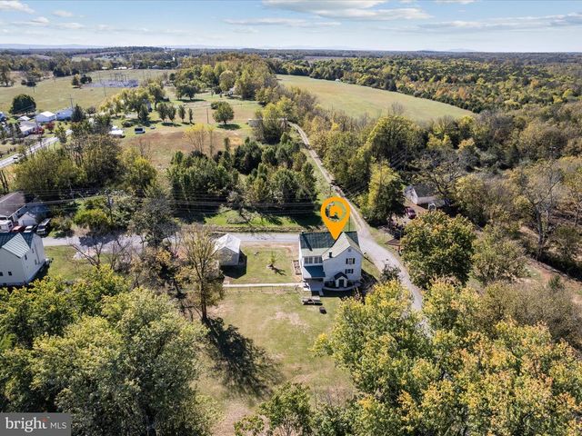 7 SOUTH ST, Kearneysville, WV 25430