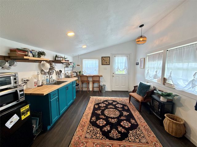 3823 County Road 617, Hamilton, TX 76531