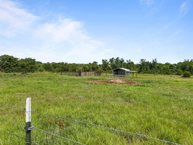 3823 County Road 617, Hamilton, TX 76531