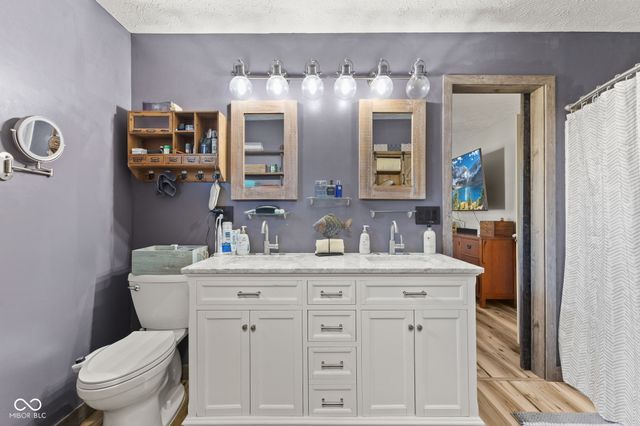 2722 Singletree Drive, Indianapolis, IN 46234