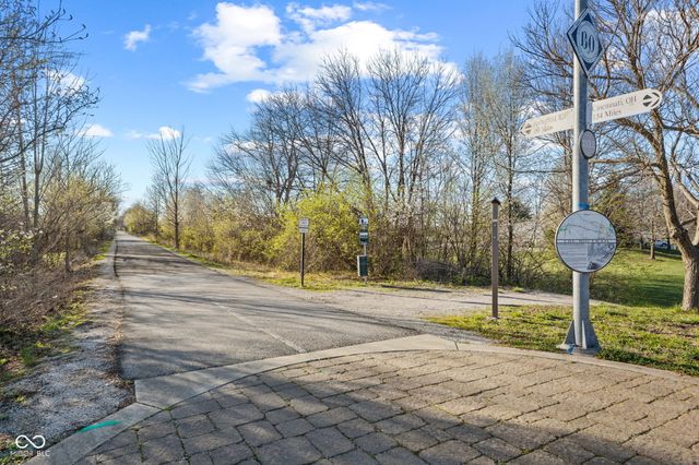 2722 Singletree Drive, Indianapolis, IN 46234