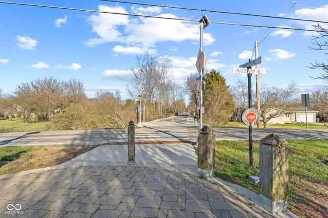 2722 Singletree Drive, Indianapolis, IN 46234