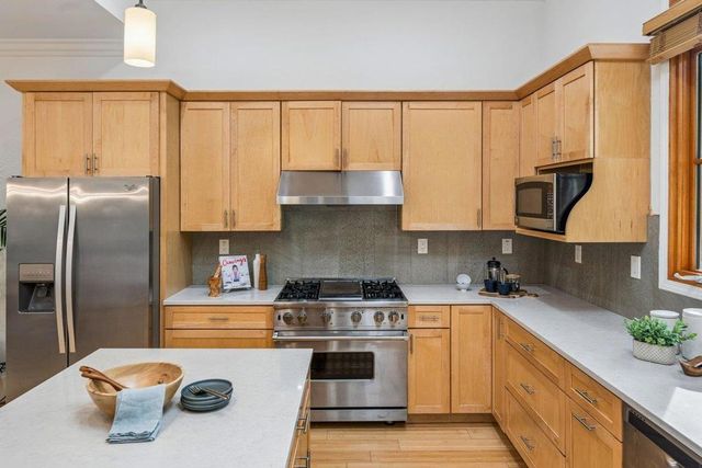 2308 Hillside Drive, Burlingame, CA 94010