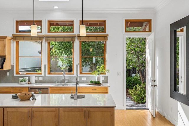 2308 Hillside Drive, Burlingame, CA 94010