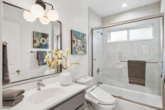 2308 Hillside Drive, Burlingame, CA 94010