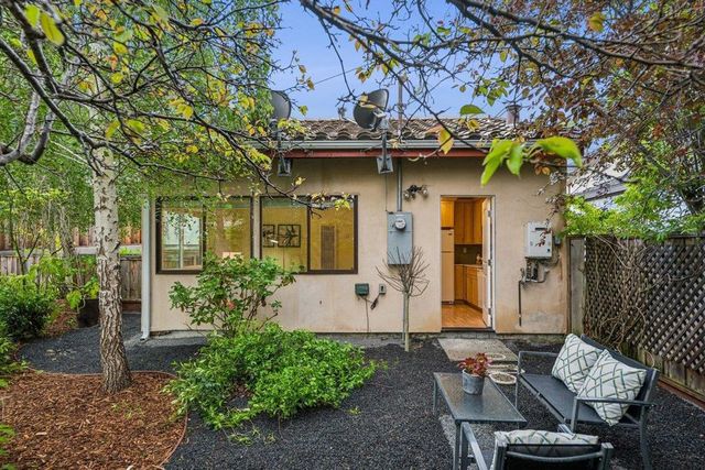 2308 Hillside Drive, Burlingame, CA 94010