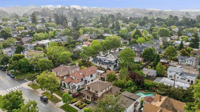 2308 Hillside Drive, Burlingame, CA 94010