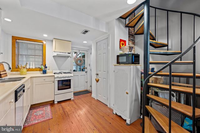 523 S DALLAS ST S, Baltimore, MD 21231