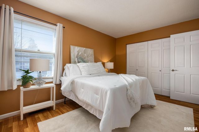 3516 W RICHWOODS Boulevard, Peoria, IL 61604