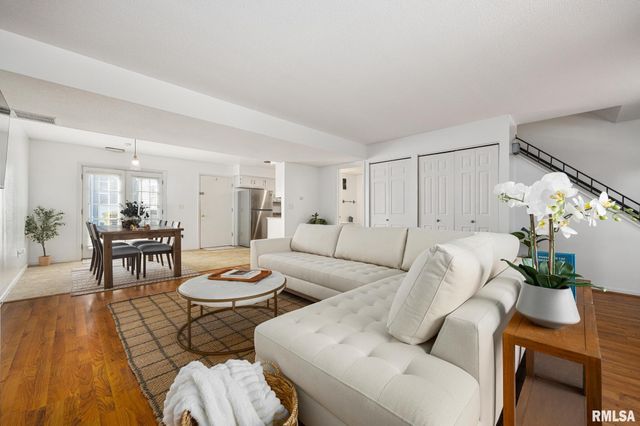 3516 W RICHWOODS Boulevard, Peoria, IL 61604