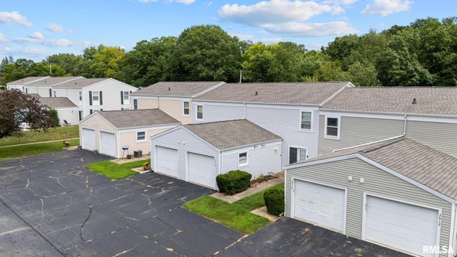 3516 W RICHWOODS Boulevard, Peoria, IL 61604