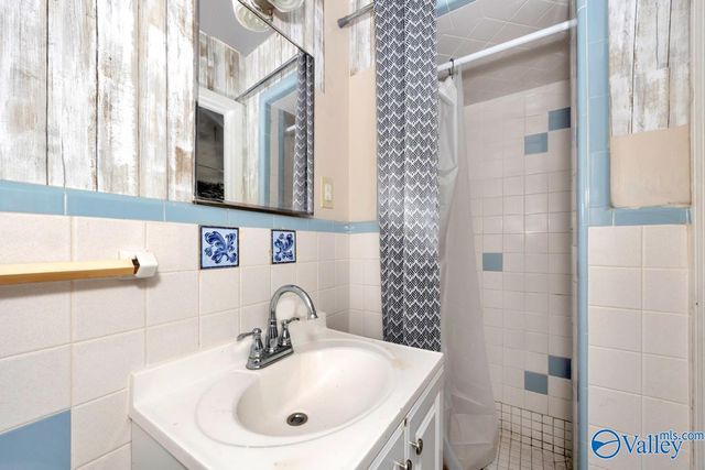 3306 Whitesburg Drive, Huntsville, AL 35802