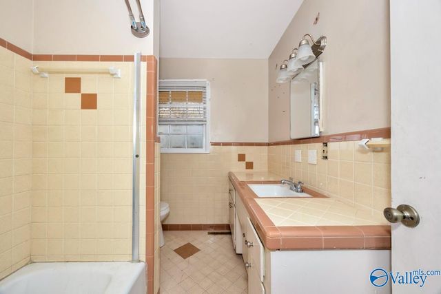 3306 Whitesburg Drive, Huntsville, AL 35802