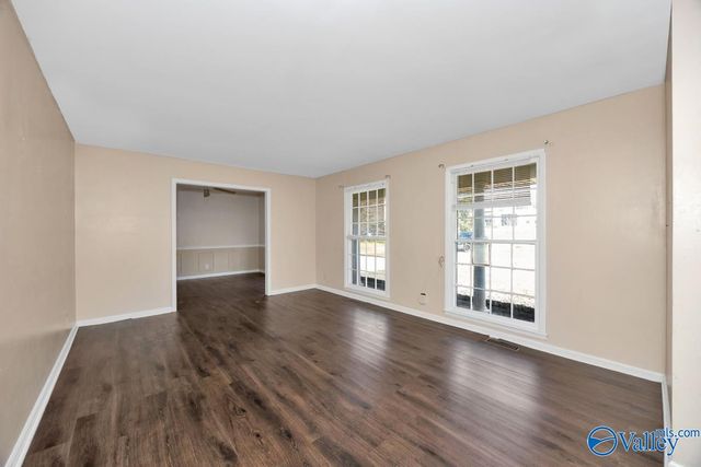 3306 Whitesburg Drive, Huntsville, AL 35802