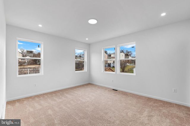 6105-A KOLB ST, Capitol Heights, MD 20743