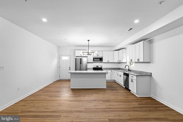 6105-A KOLB ST, Capitol Heights, MD 20743