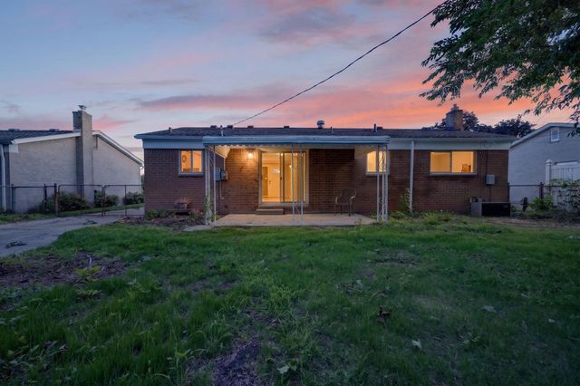 36126 Florane Street, Westland, MI 48186