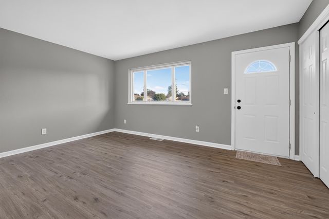 36126 Florane Street, Westland, MI 48186