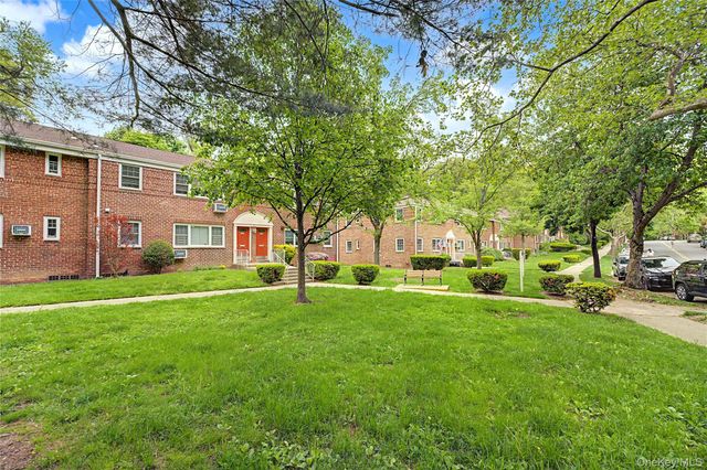 226-29 Kingsbury Avenue B, Bayside, NY 11364