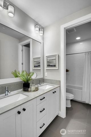 17448 NE 122nd Street, Redmond, WA 98052