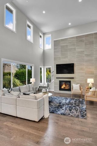 17448 NE 122nd Street, Redmond, WA 98052