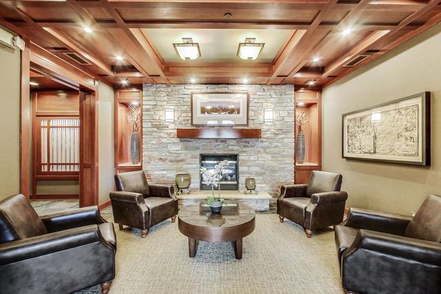 45 Prairie Park Drive 308, Wheeling, IL 60090