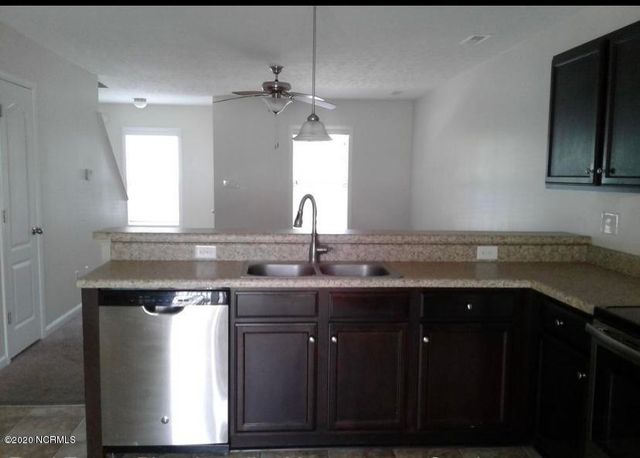 104 Meadow Way, Havelock, NC 28532