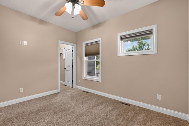 3407 Lakeridge Place NW, Rochester, MN 55901