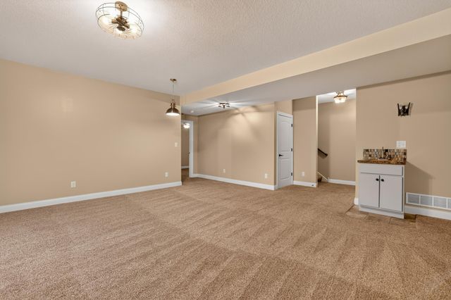 3407 Lakeridge Place NW, Rochester, MN 55901