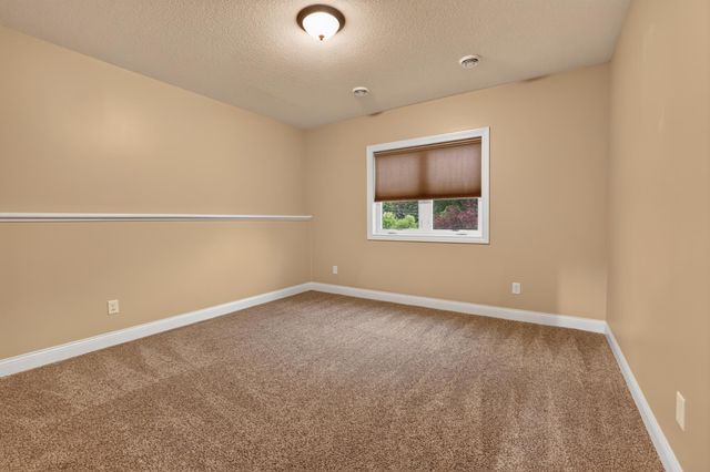 3407 Lakeridge Place NW, Rochester, MN 55901