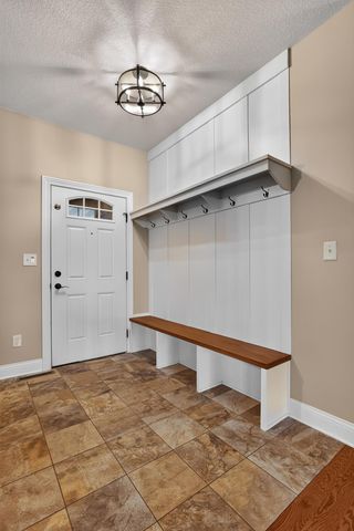 3407 Lakeridge Place NW, Rochester, MN 55901