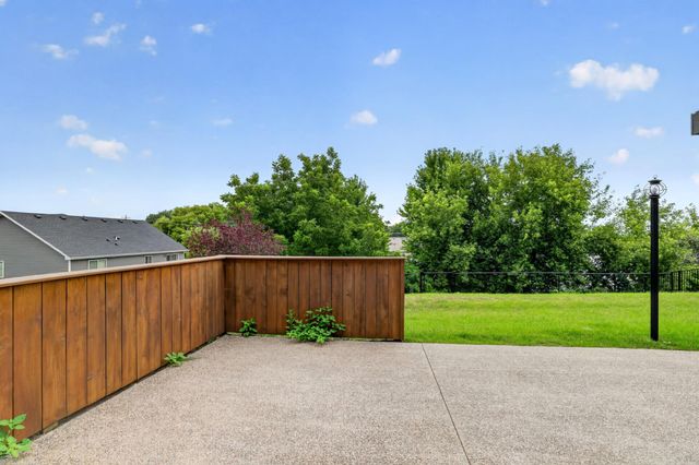 3407 Lakeridge Place NW, Rochester, MN 55901