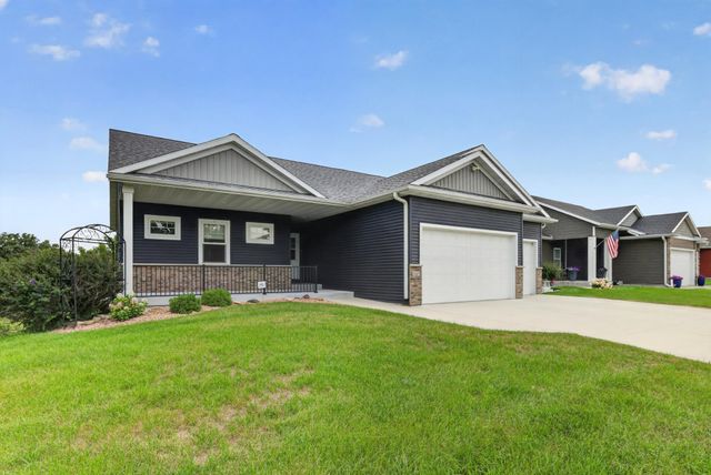3407 Lakeridge Place NW, Rochester, MN 55901