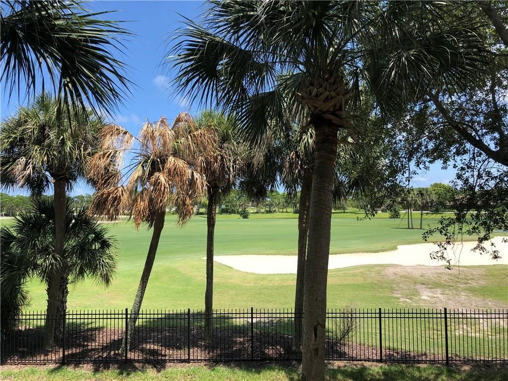 5035 Fairways Circle C202, Vero Beach, FL 32967