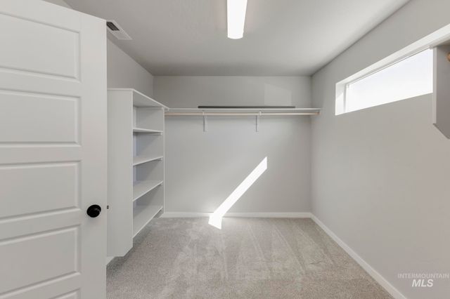 1090 W Cub River Dr, Meridian, ID 83642