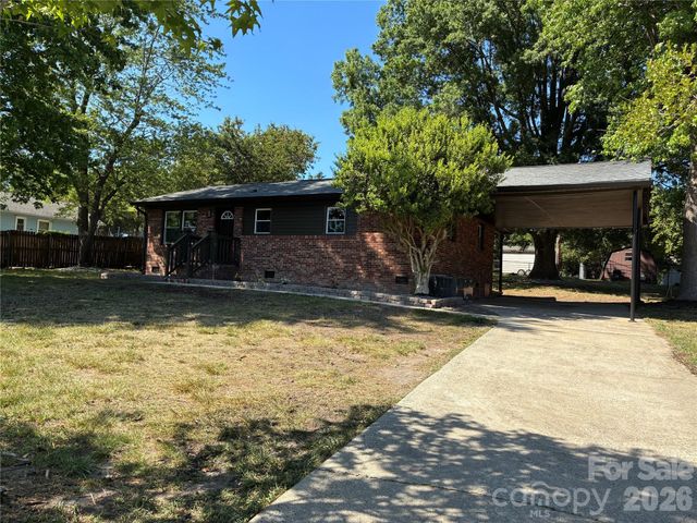 103 Sunset Lane, Bessemer City, NC 28016