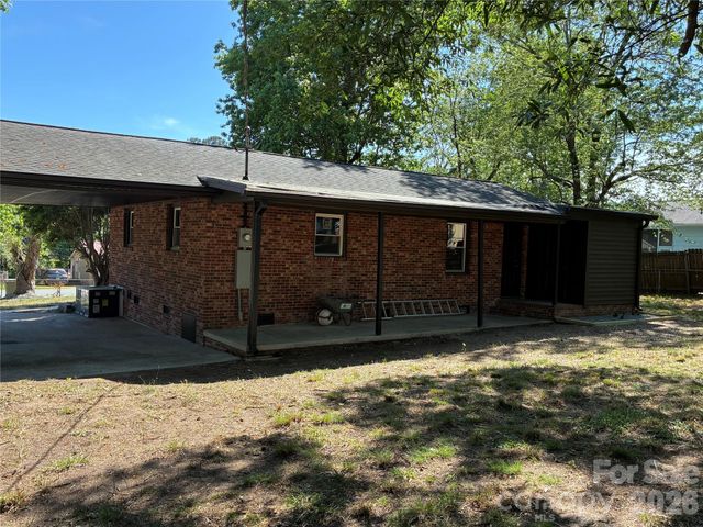 103 Sunset Lane, Bessemer City, NC 28016