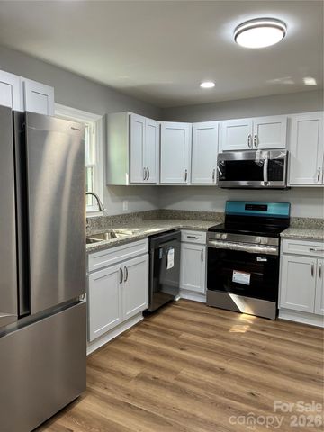 103 Sunset Lane, Bessemer City, NC 28016