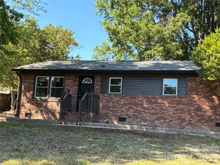 103 Sunset Lane, Bessemer City, NC 28016