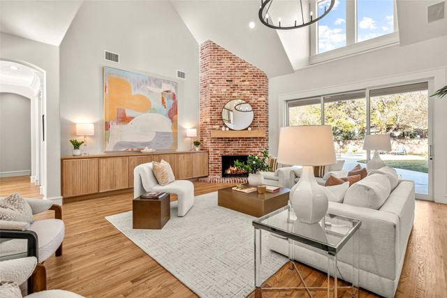 1555 Bent Creek Drive, Southlake, TX 76092